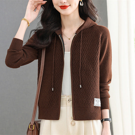 Chic Short Knit Cardigan Sweater Coat for Women Lightweight Outerwear Casual Fashionable Design