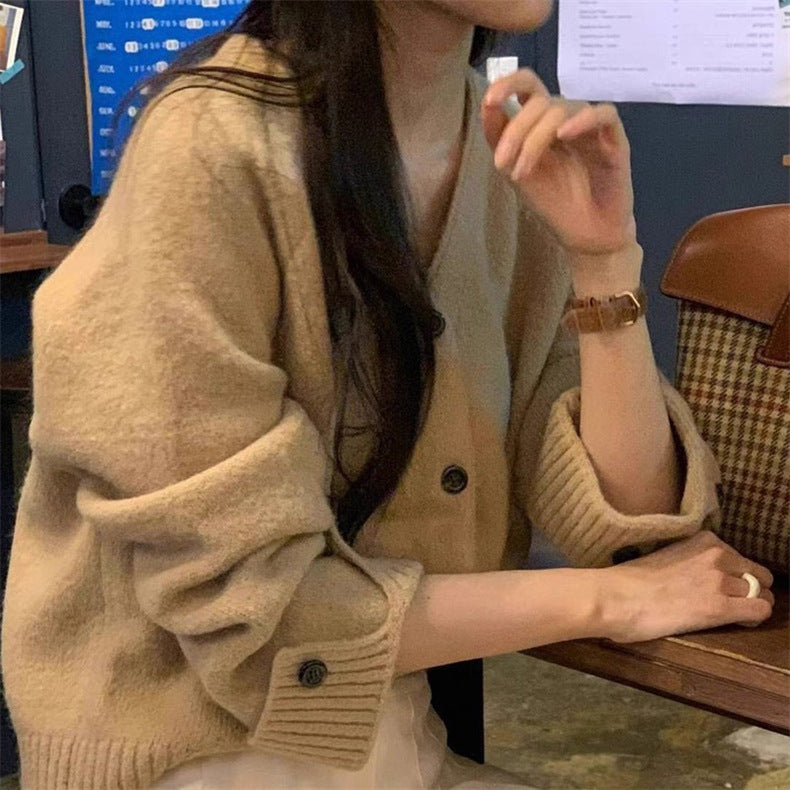 French V-neck Knit Sweater for Women Fashionable and Elegant Cardigan Long Sleeve Outerwear Top