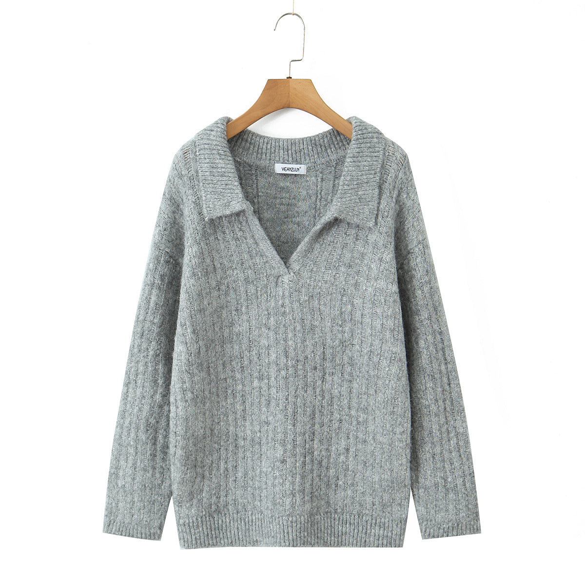 V-neck long sleeved loose casual knitted sweater