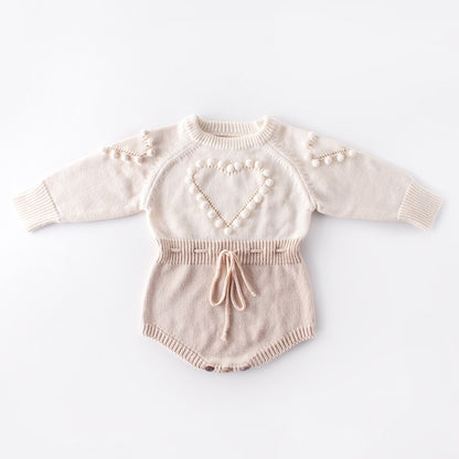 Baby handmade love sweater, knitted sweater, long sleeved jumpsuit, bag, buttocks, sweatshirt, crawling suit