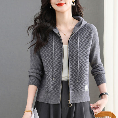 Chic  Short Knit Cardigan Sweater Coat for Women Lightweight Outerwear Casual Fashionable Design
